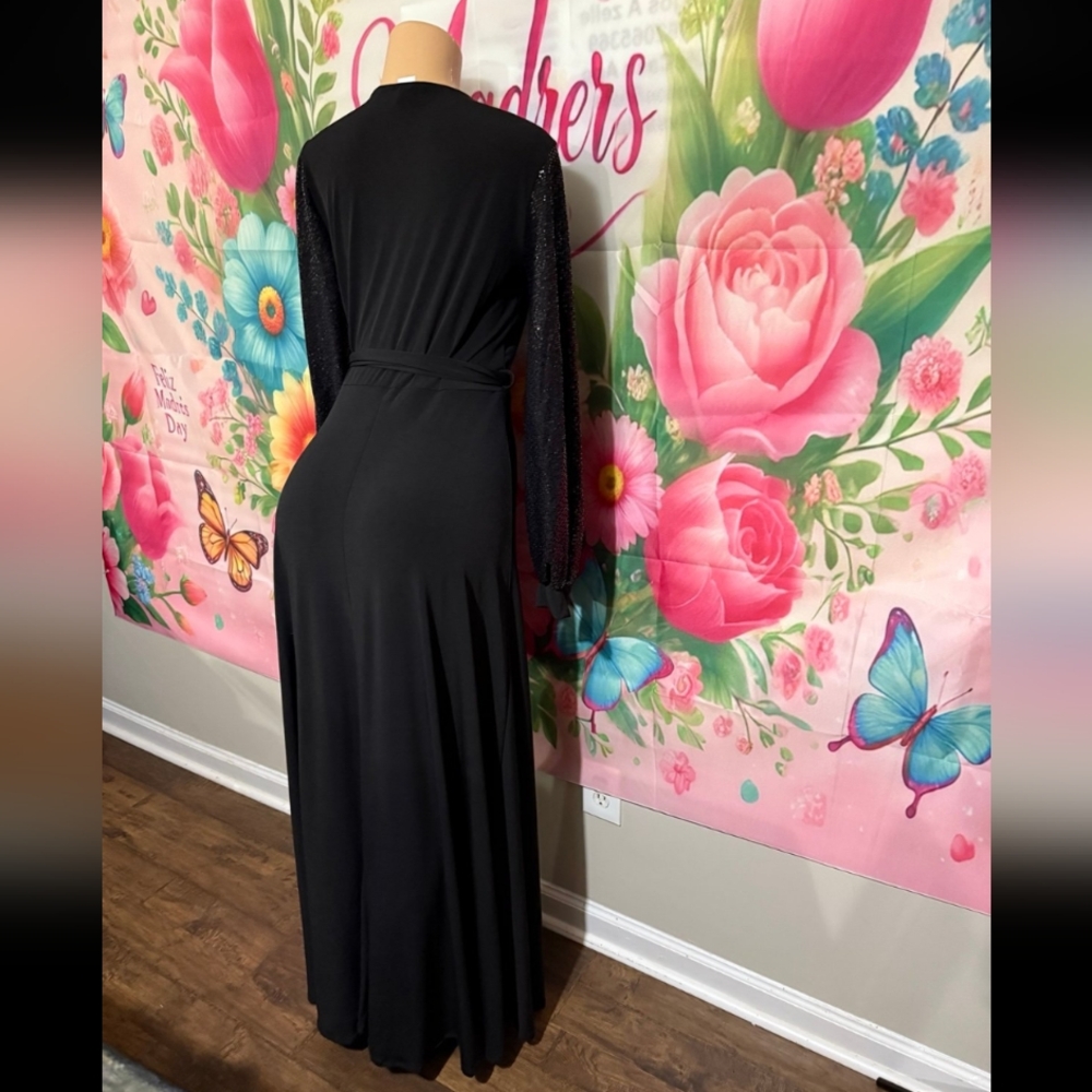 Elegant Black Wrap Dress - Picture 7 of 8